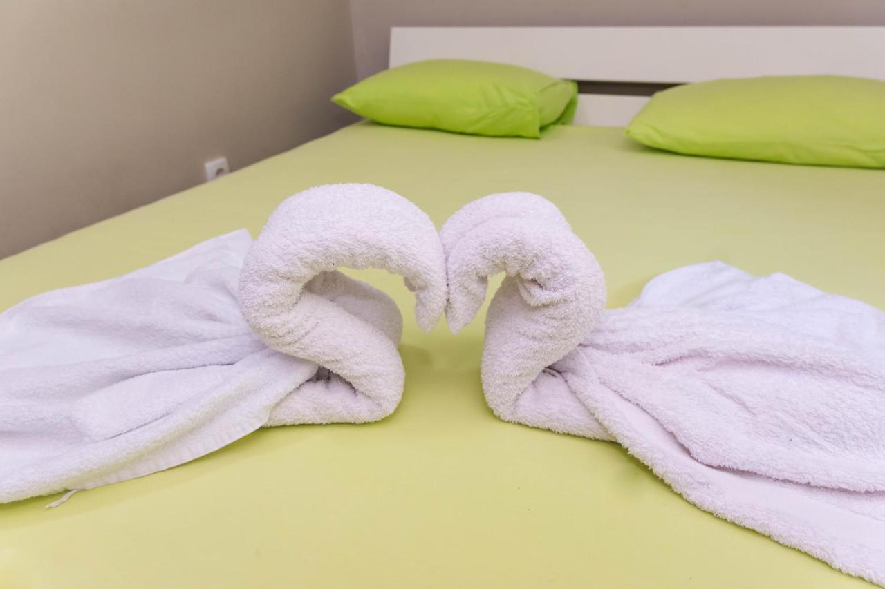Appartement Anin Dvor Sekovici Extérieur photo